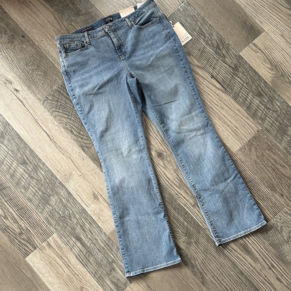 NYDJ Denim - NYDJ NWT Barbara Bootcut denim blue Jeans women’s size 14